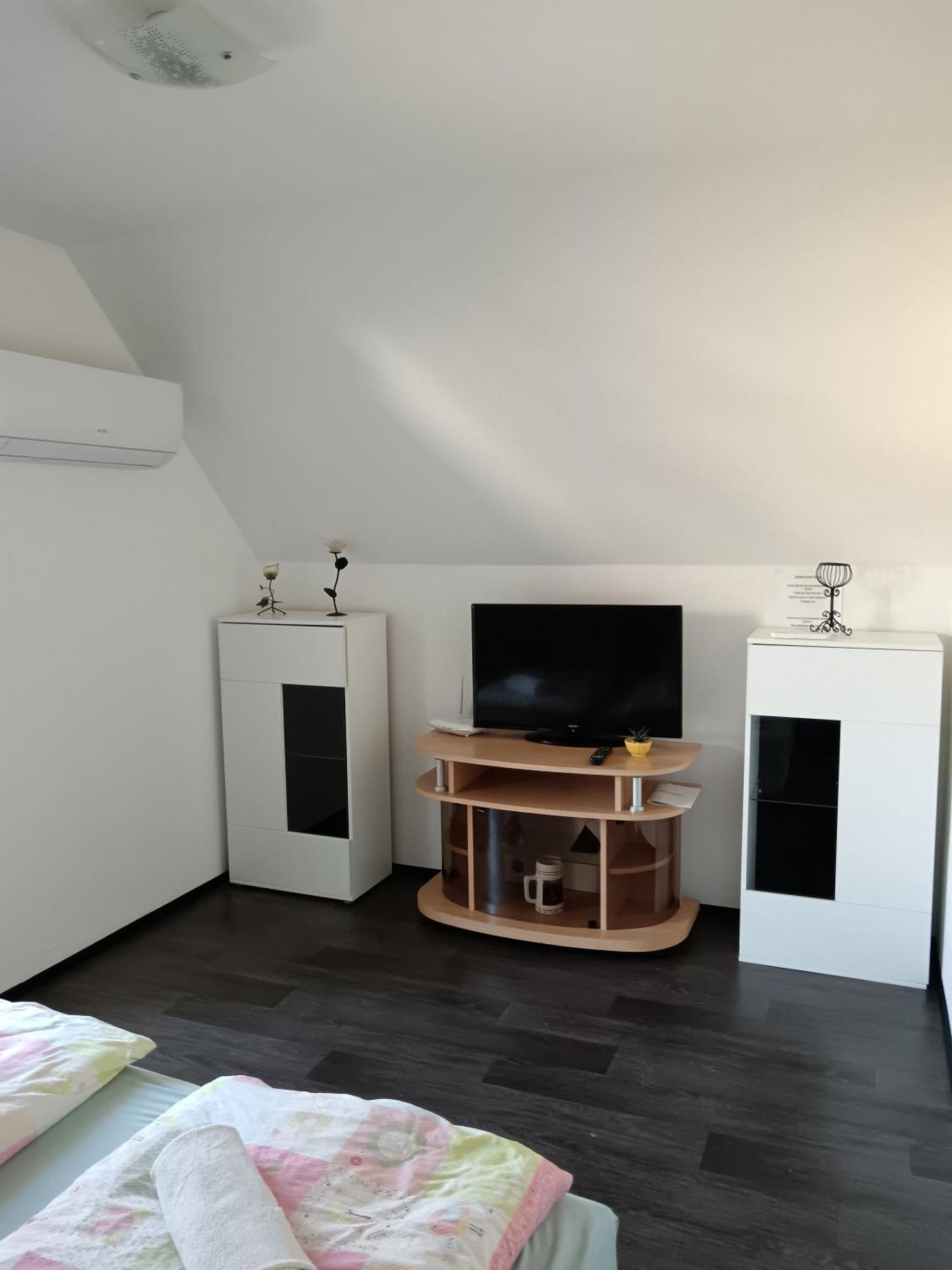 My Home Cibuka Apartman! Hajduszoboszlo Ngoại thất bức ảnh
