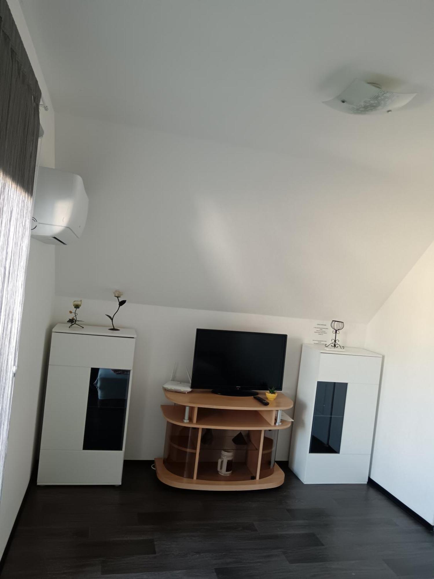 My Home Cibuka Apartman! Hajduszoboszlo Ngoại thất bức ảnh