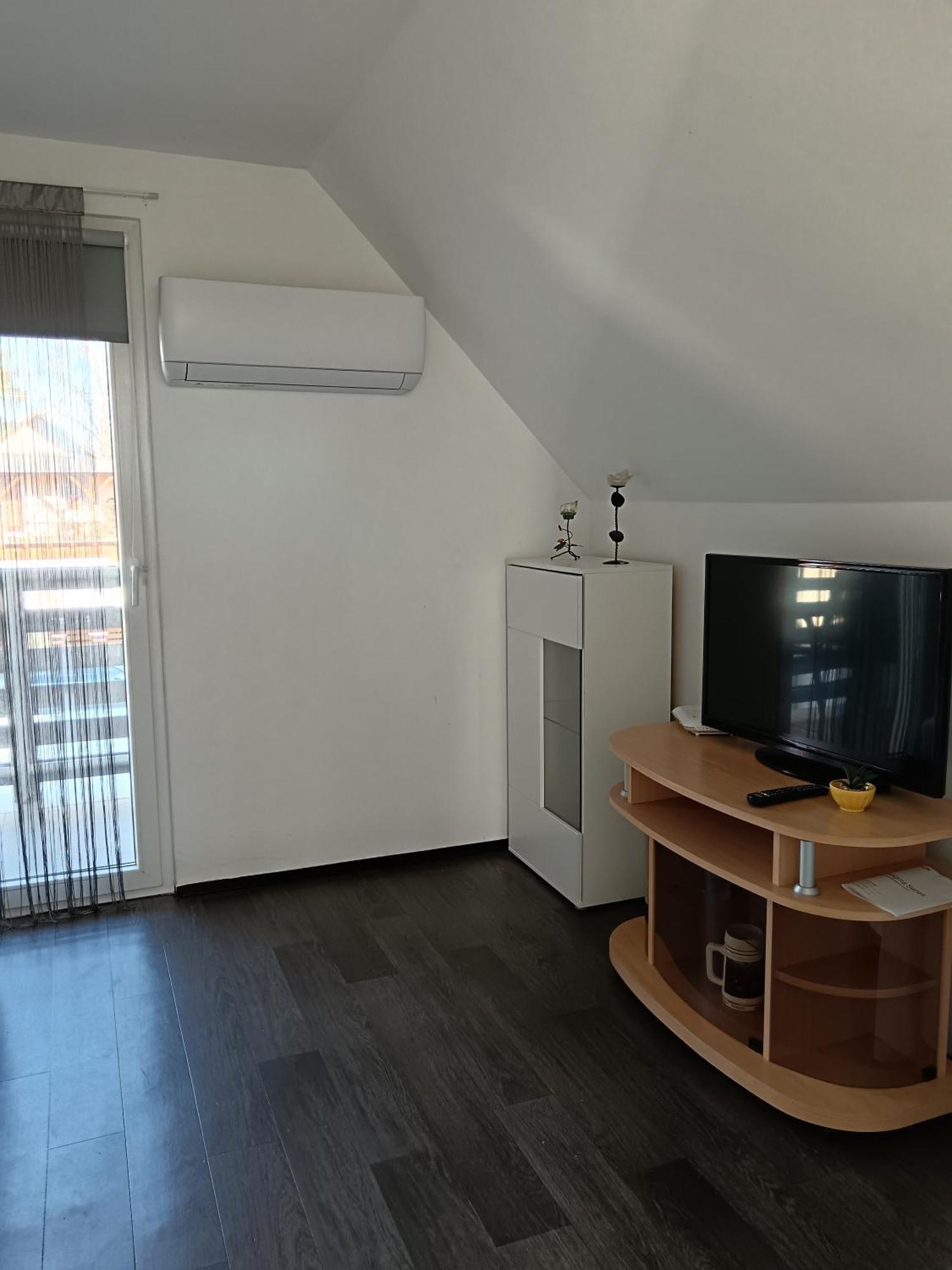 My Home Cibuka Apartman! Hajduszoboszlo Ngoại thất bức ảnh